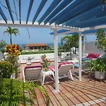 Casa Peraza